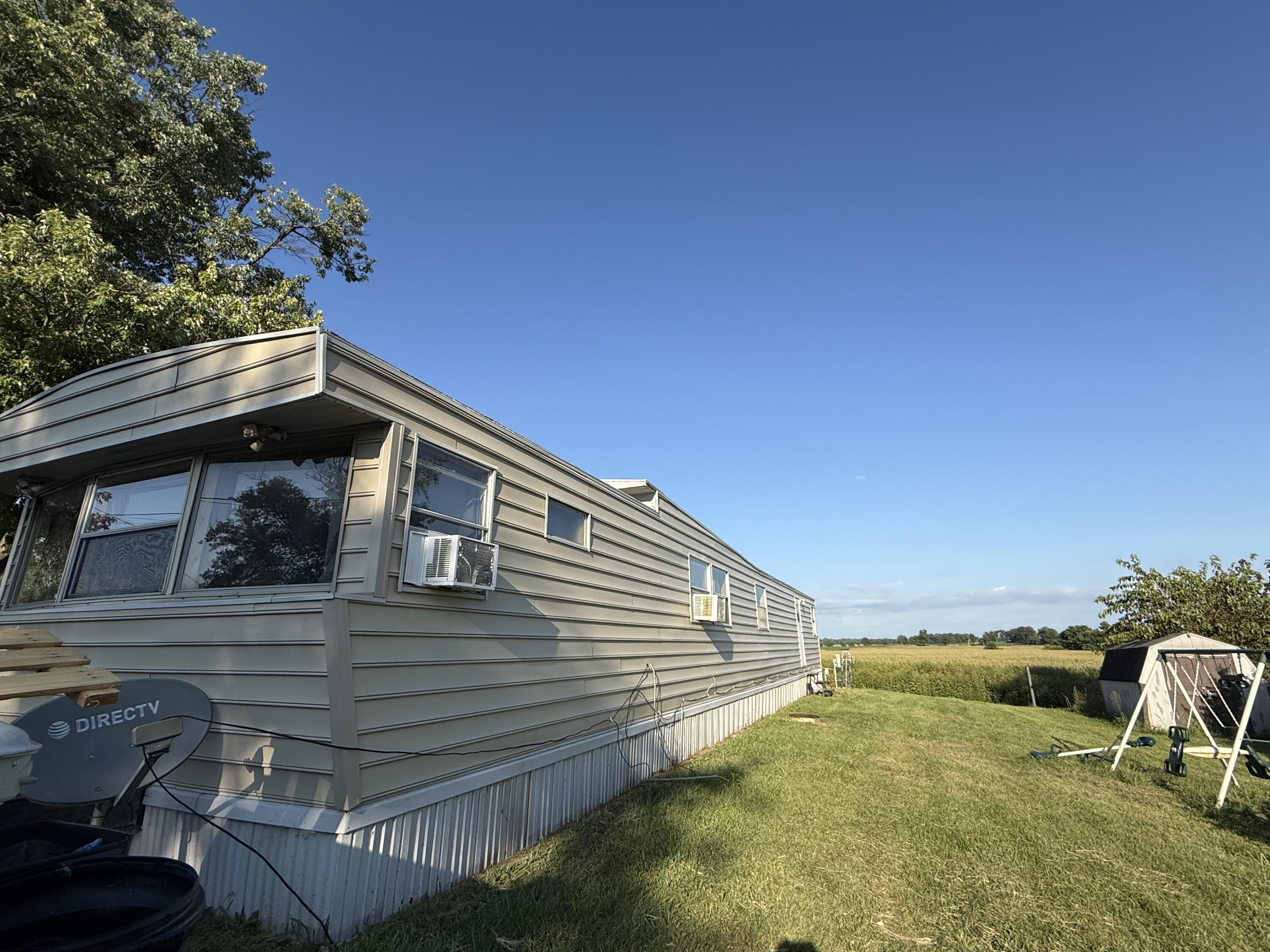 1738 Newlove Road, South Charleston, Ohio 45368