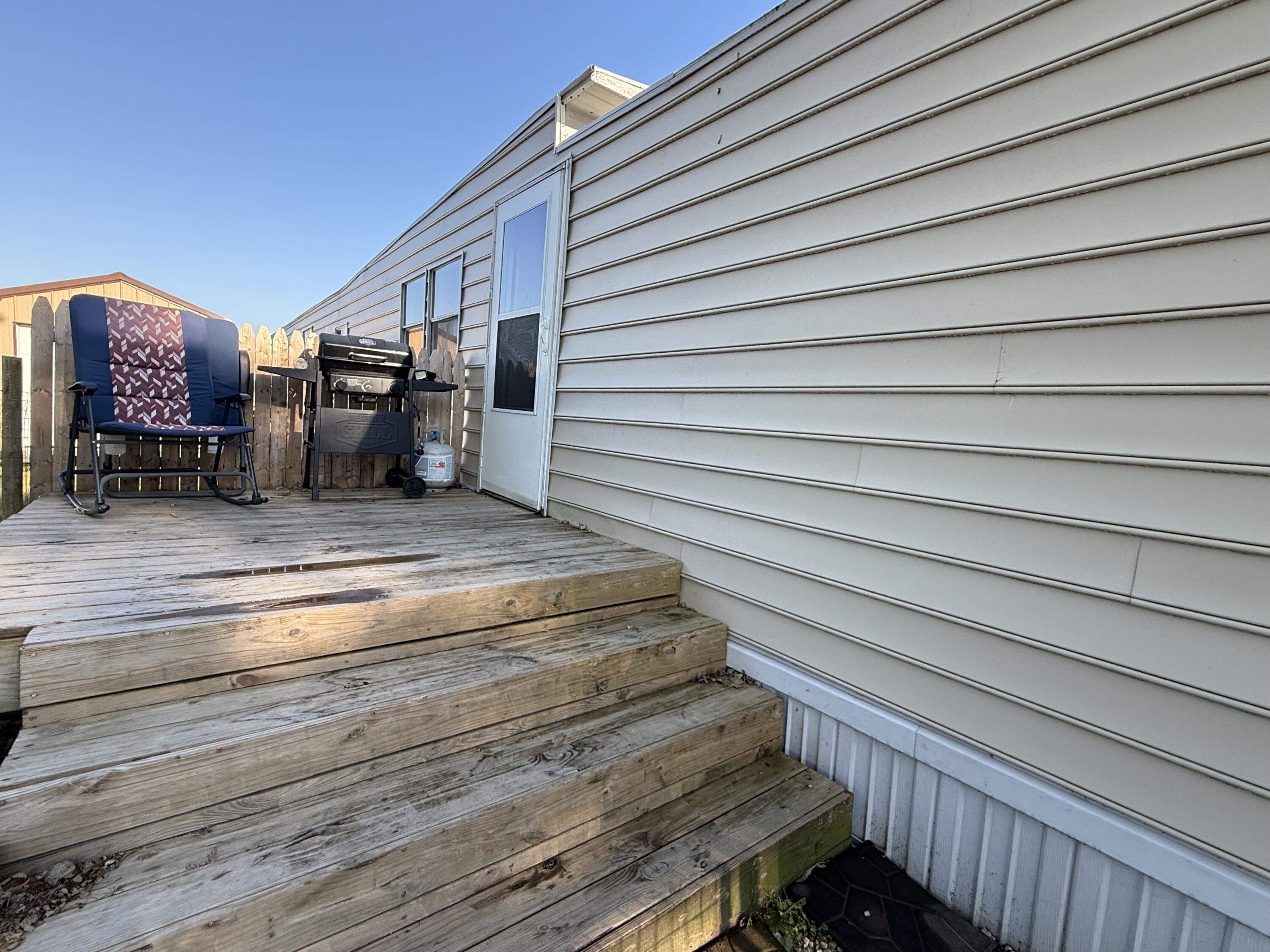 1738 Newlove Road, South Charleston, Ohio 45368