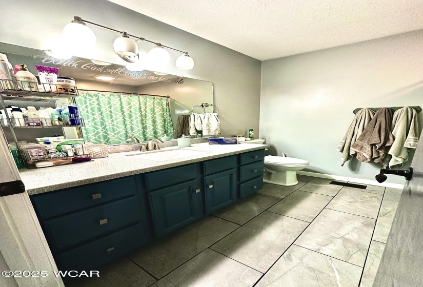 4510 Meadow View Drive, Lima, Ohio, 3 Bedrooms Bedrooms, ,2 BathroomsBathrooms,Residential,For Sale,Meadow View,308127