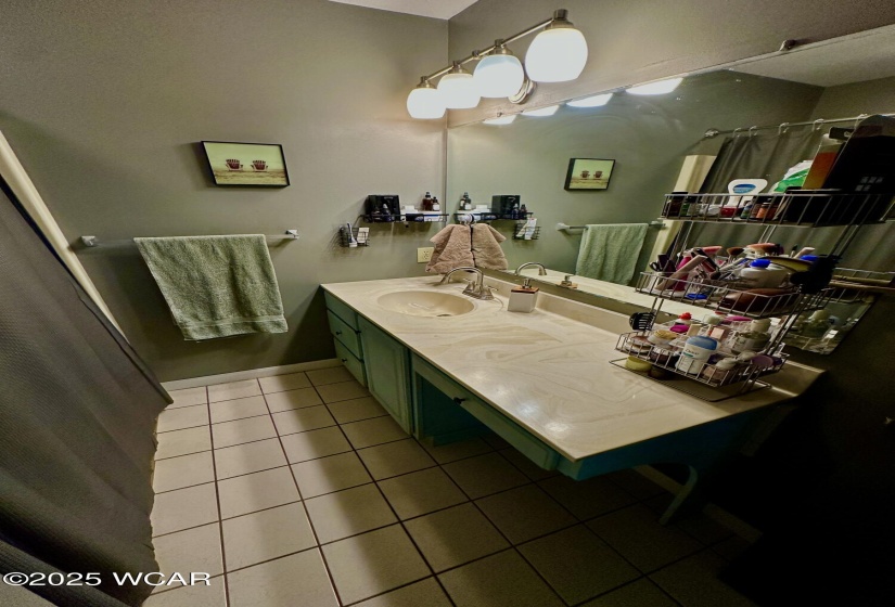 4510 Meadow View Drive, Lima, Ohio, 3 Bedrooms Bedrooms, ,2 BathroomsBathrooms,Residential,For Sale,Meadow View,308127