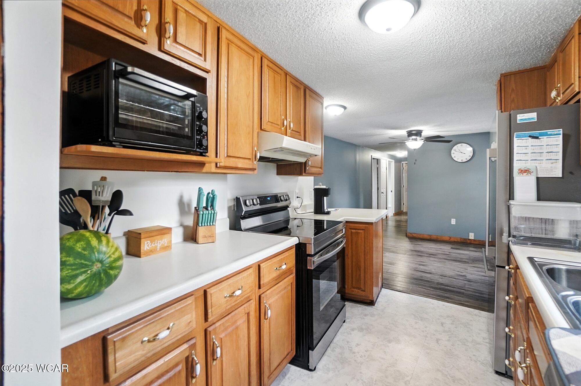 220 Parklane Dr., Cairo, Ohio