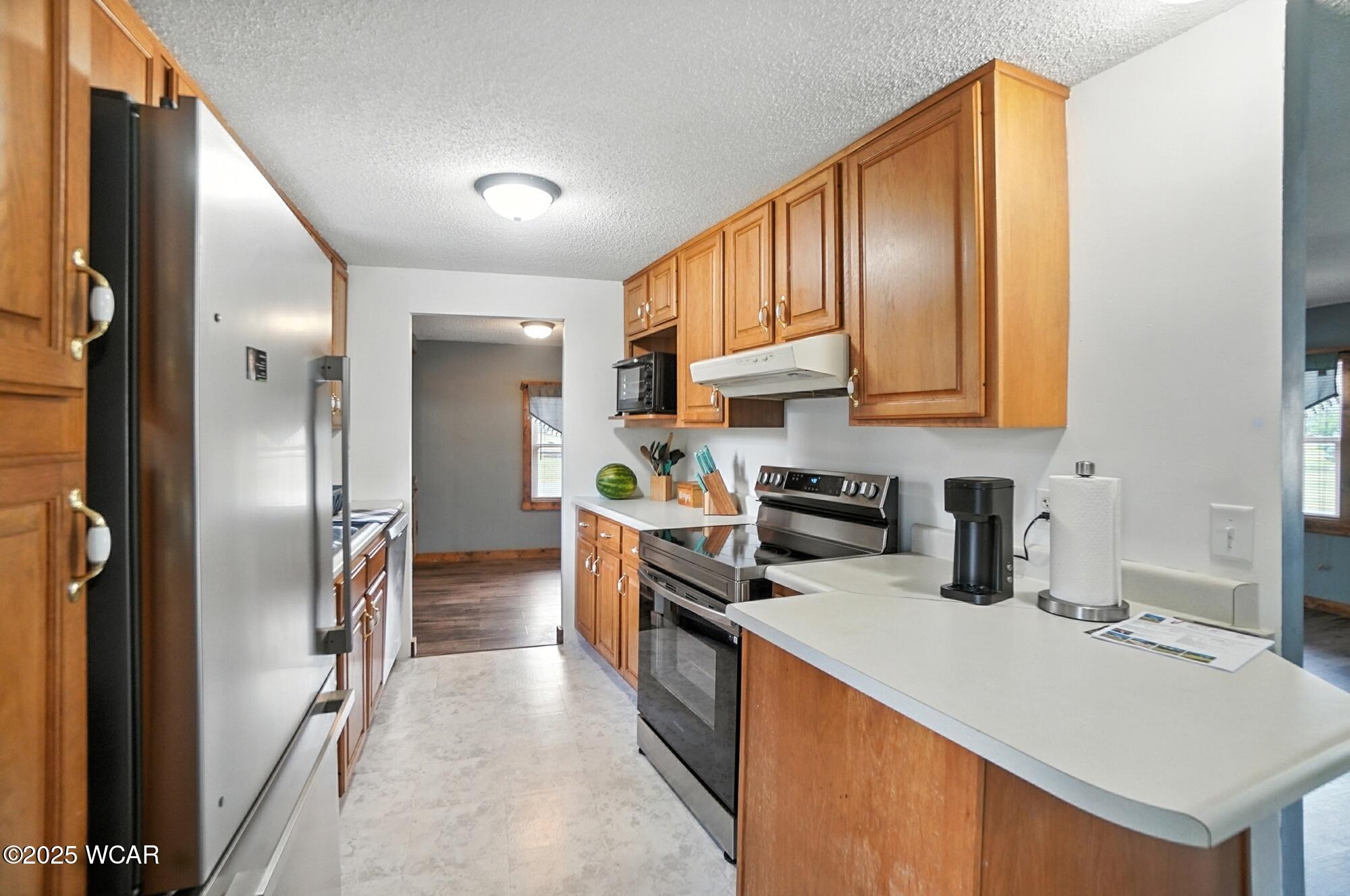 220 Parklane Dr., Cairo, Ohio