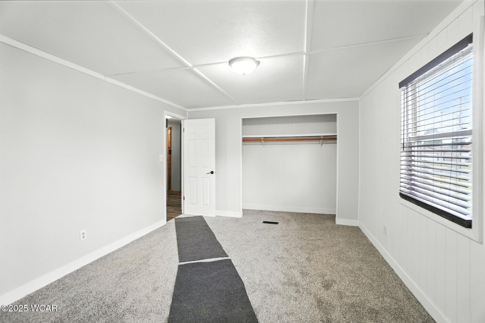 220 Parklane Dr., Cairo, Ohio