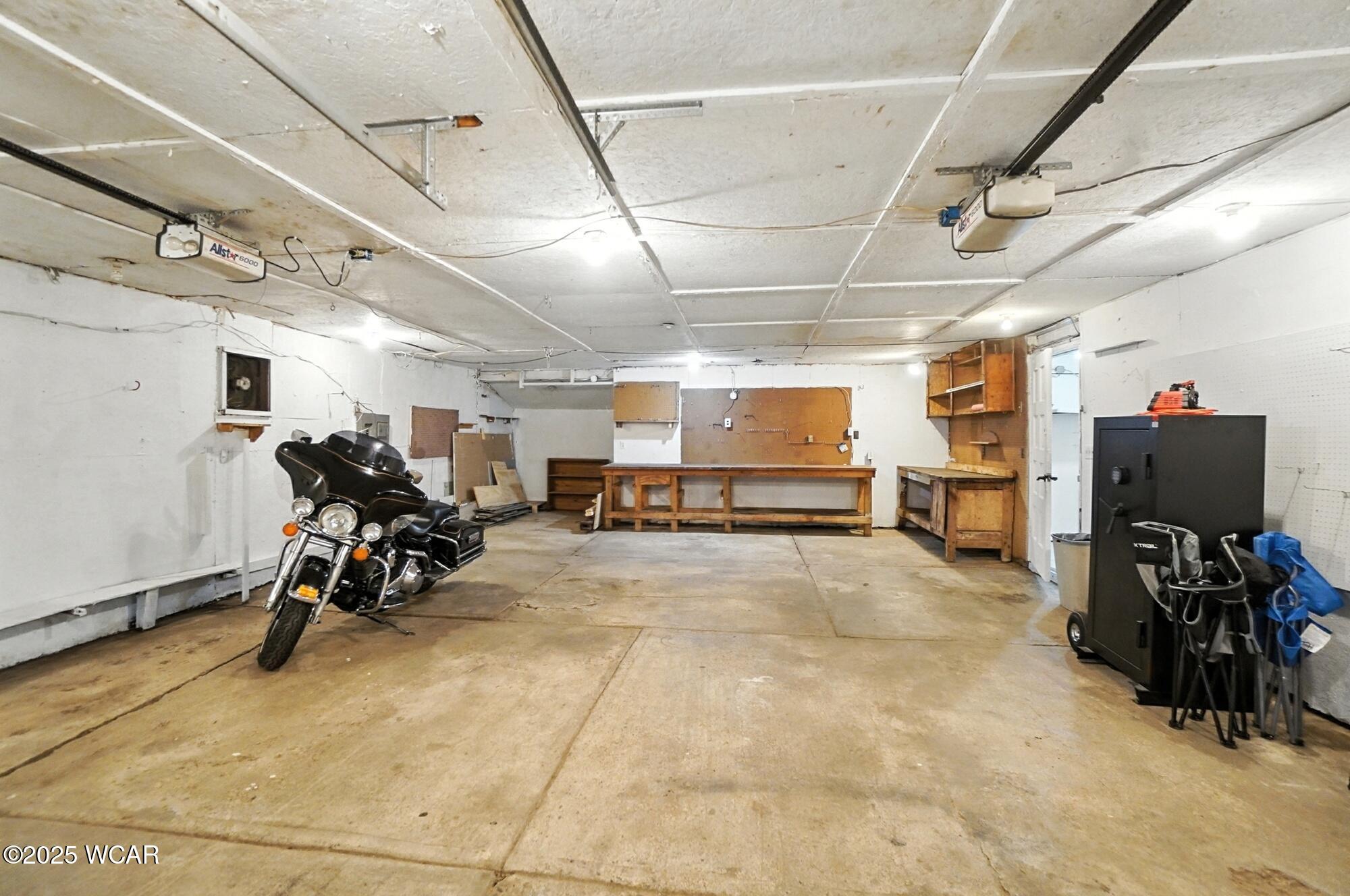 220 Parklane Dr., Cairo, Ohio