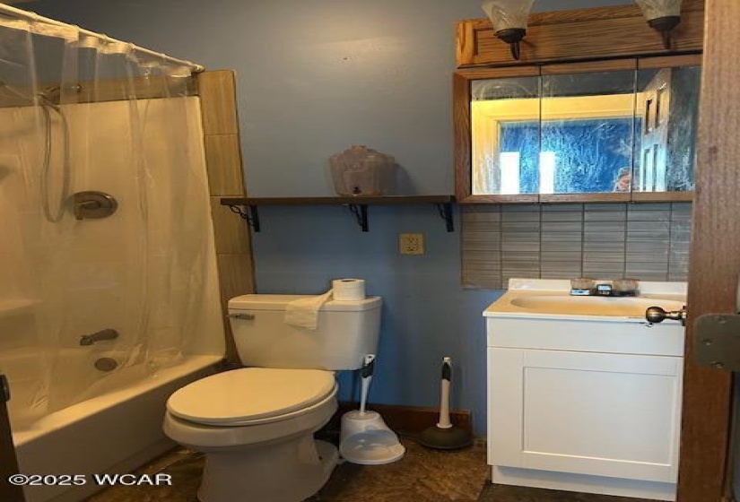 1330 Essex Drive, Lima, Ohio, 3 Bedrooms Bedrooms, ,1 BathroomBathrooms,Residential Lease,For Rent,Essex,308131