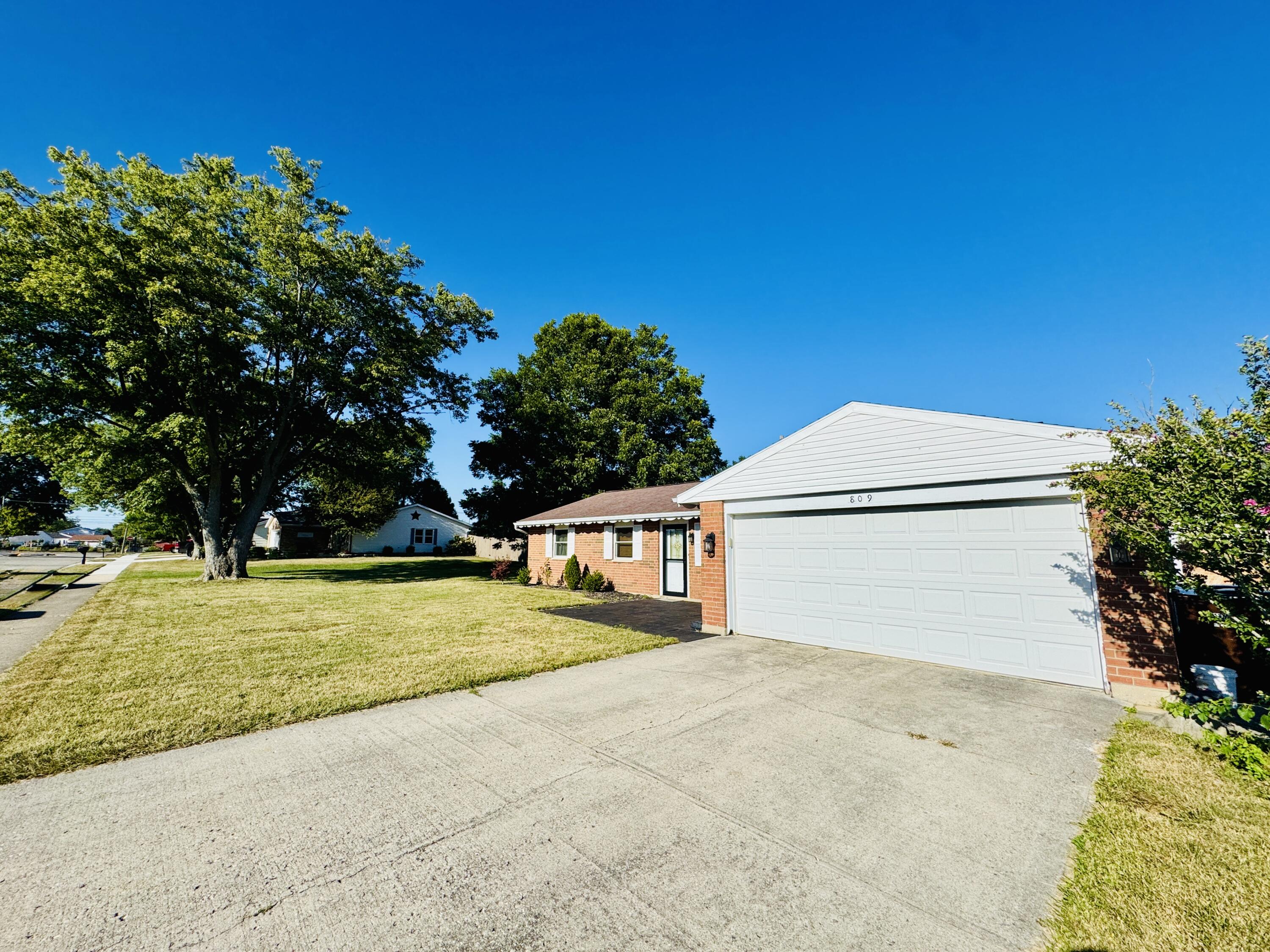 809 Candlewood Boulevard, Piqua, Ohio 45356
