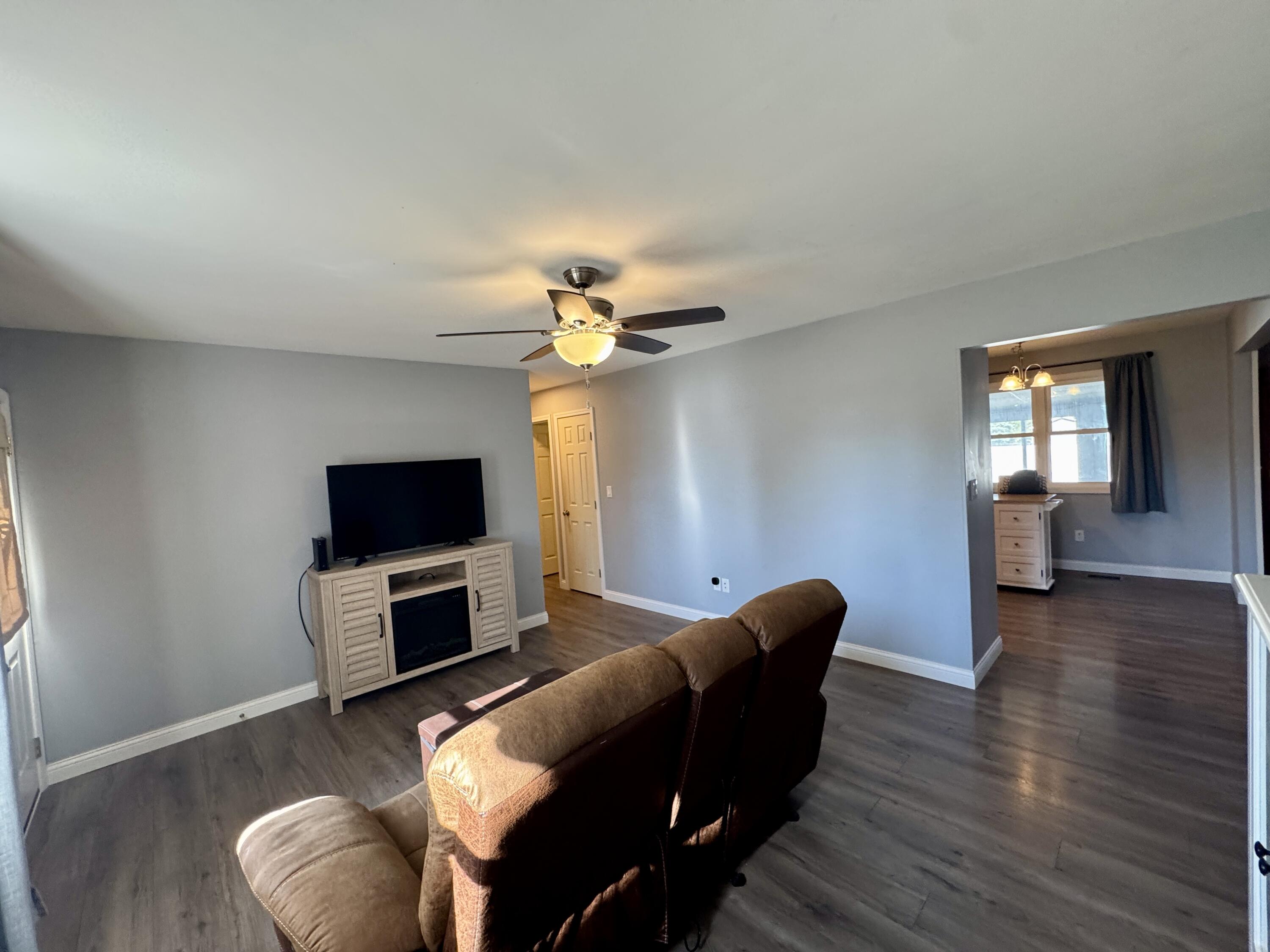 809 Candlewood Boulevard, Piqua, Ohio 45356