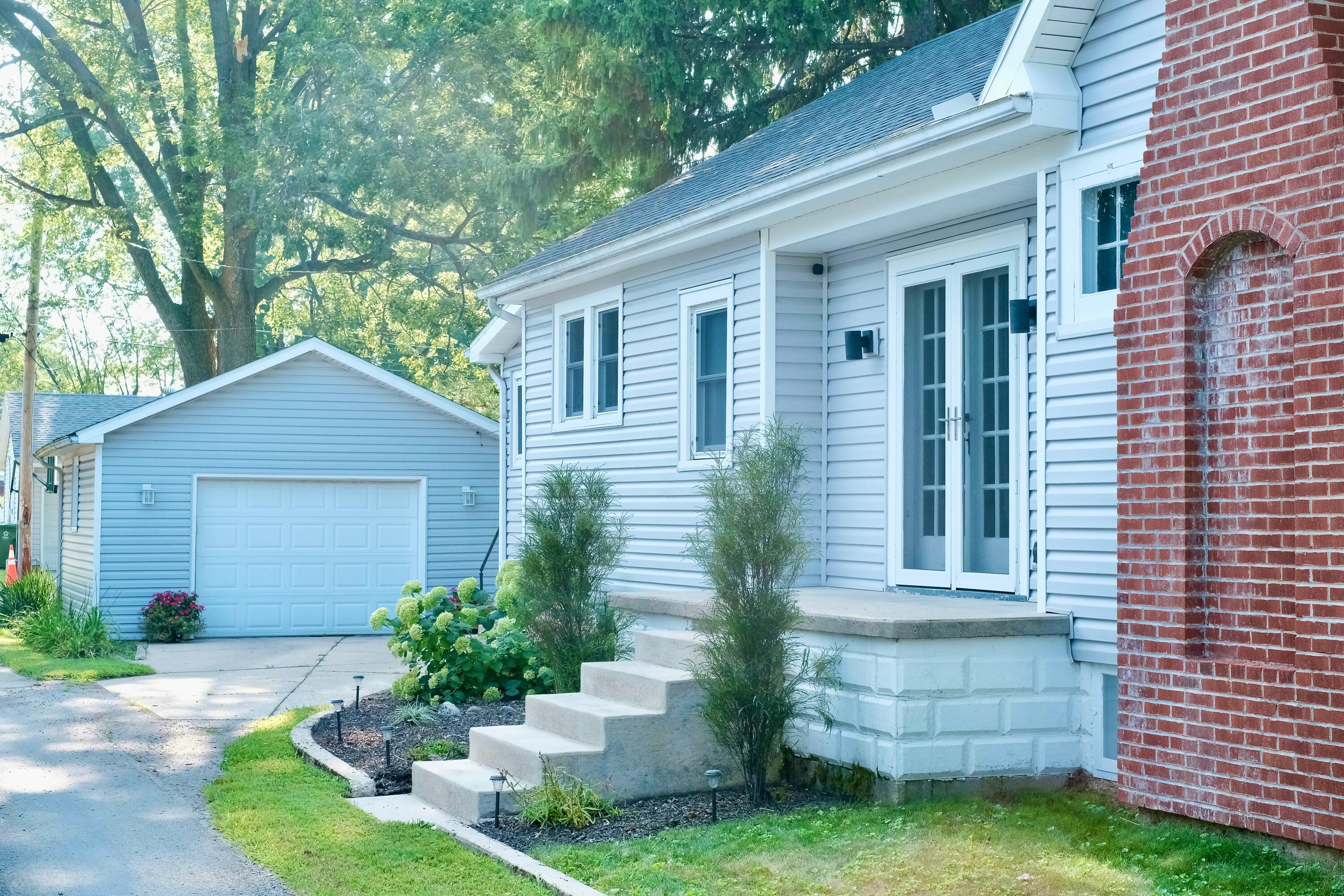 830 Chestnut Avenue, Sidney, Ohio 45365