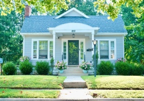 830 Chestnut Avenue, Sidney, Ohio 45365, 2 Bedrooms Bedrooms, ,1 BathroomBathrooms,Residential,For Sale,Chestnut,1041112