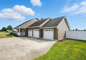 9952 Lincoln Highway Highway, Van Wert, Ohio, 3 Bedrooms Bedrooms, ,2 BathroomsBathrooms,Residential,For Sale,Lincoln Highway,308137