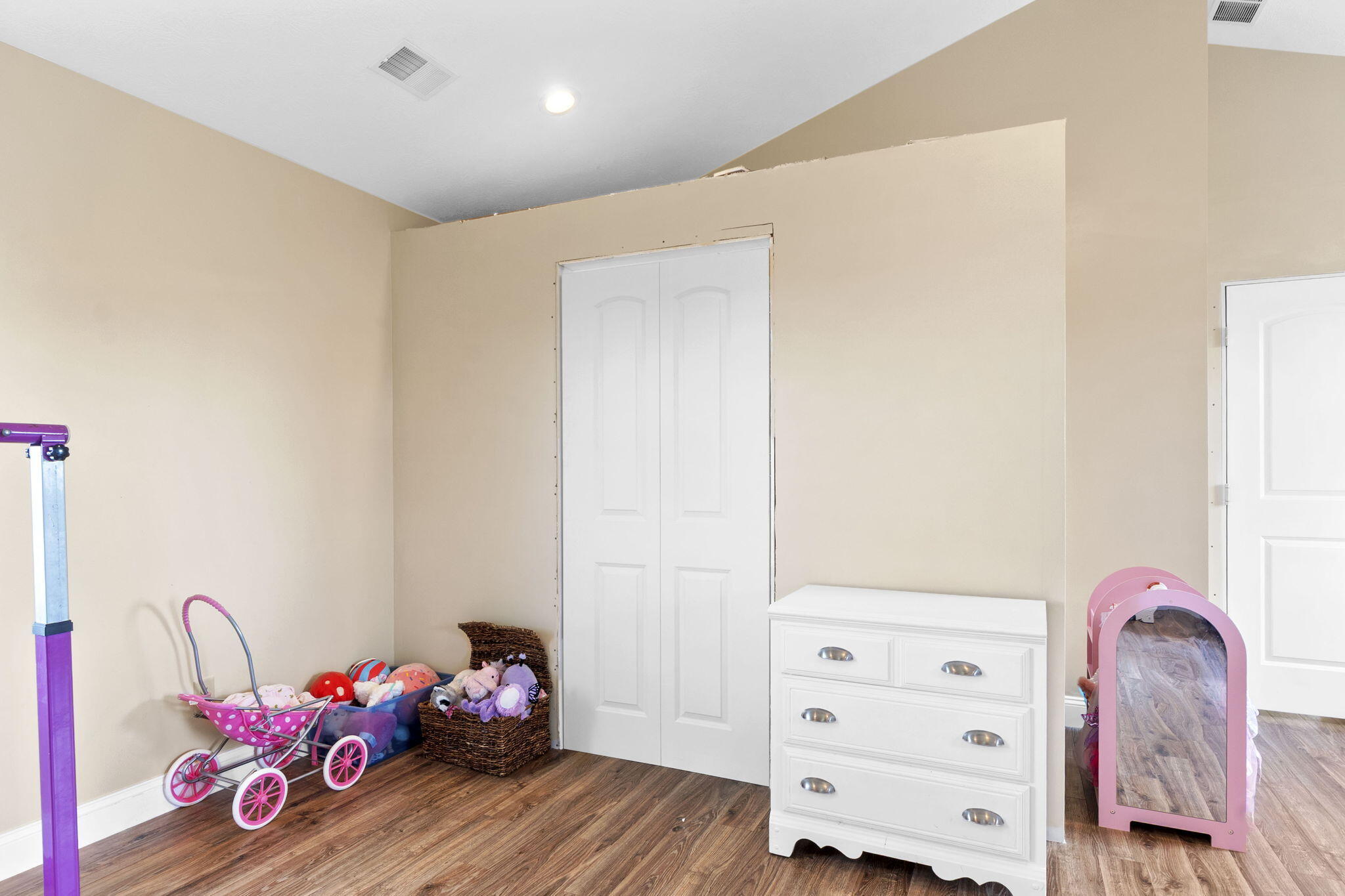 3888 Folk Ream Road, Springfield, Ohio 45502