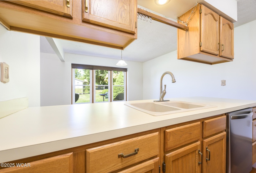 498 Newford Drive, Bellefontaine, Ohio, 2 Bedrooms Bedrooms, ,2 BathroomsBathrooms,Residential,For Sale,Newford,308144