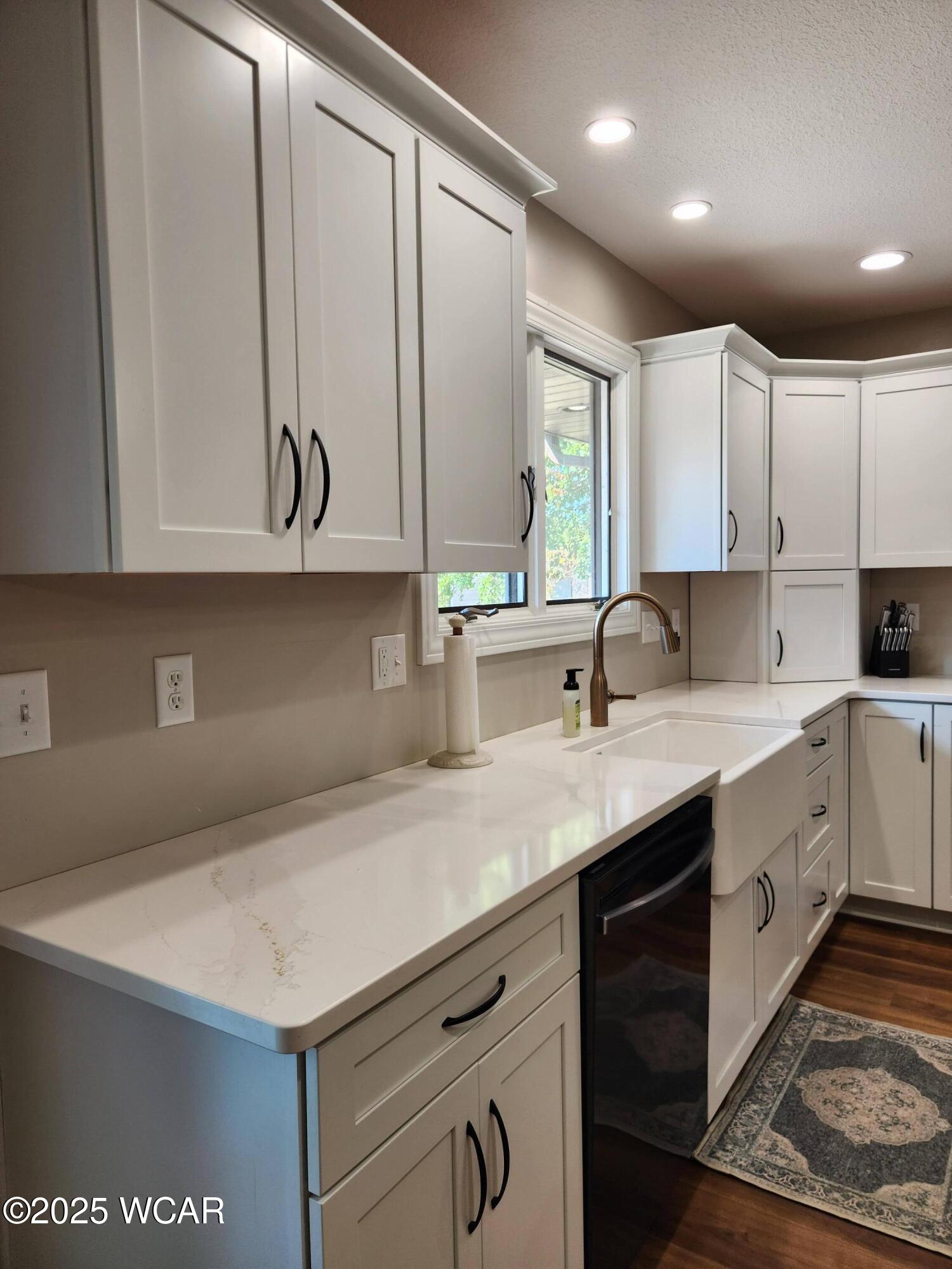 1275 Pinehurst Drive, Defiance, Ohio