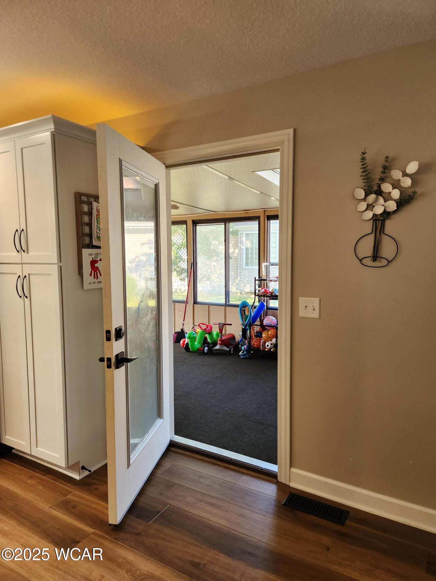 1275 Pinehurst Drive, Defiance, Ohio