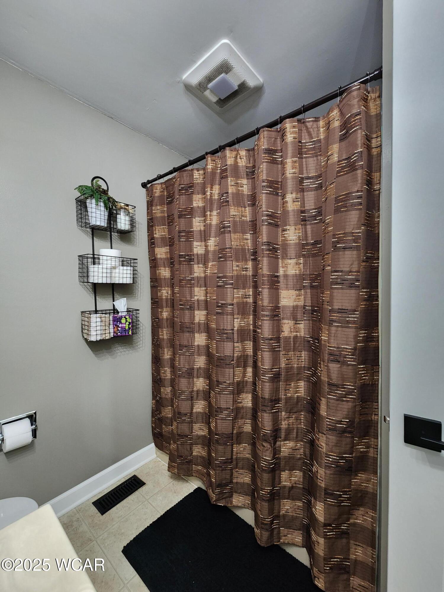 1275 Pinehurst Drive, Defiance, Ohio