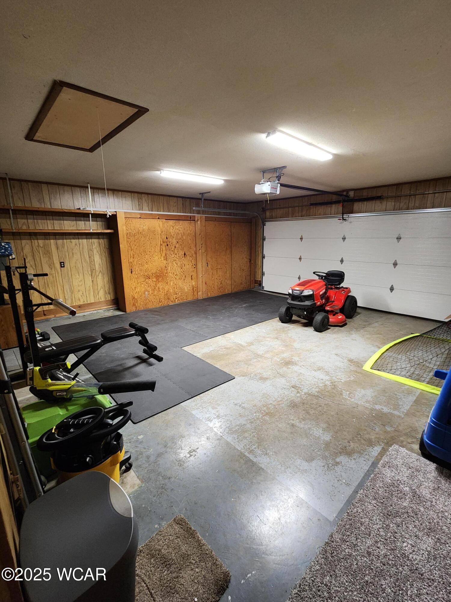 1275 Pinehurst Drive, Defiance, Ohio