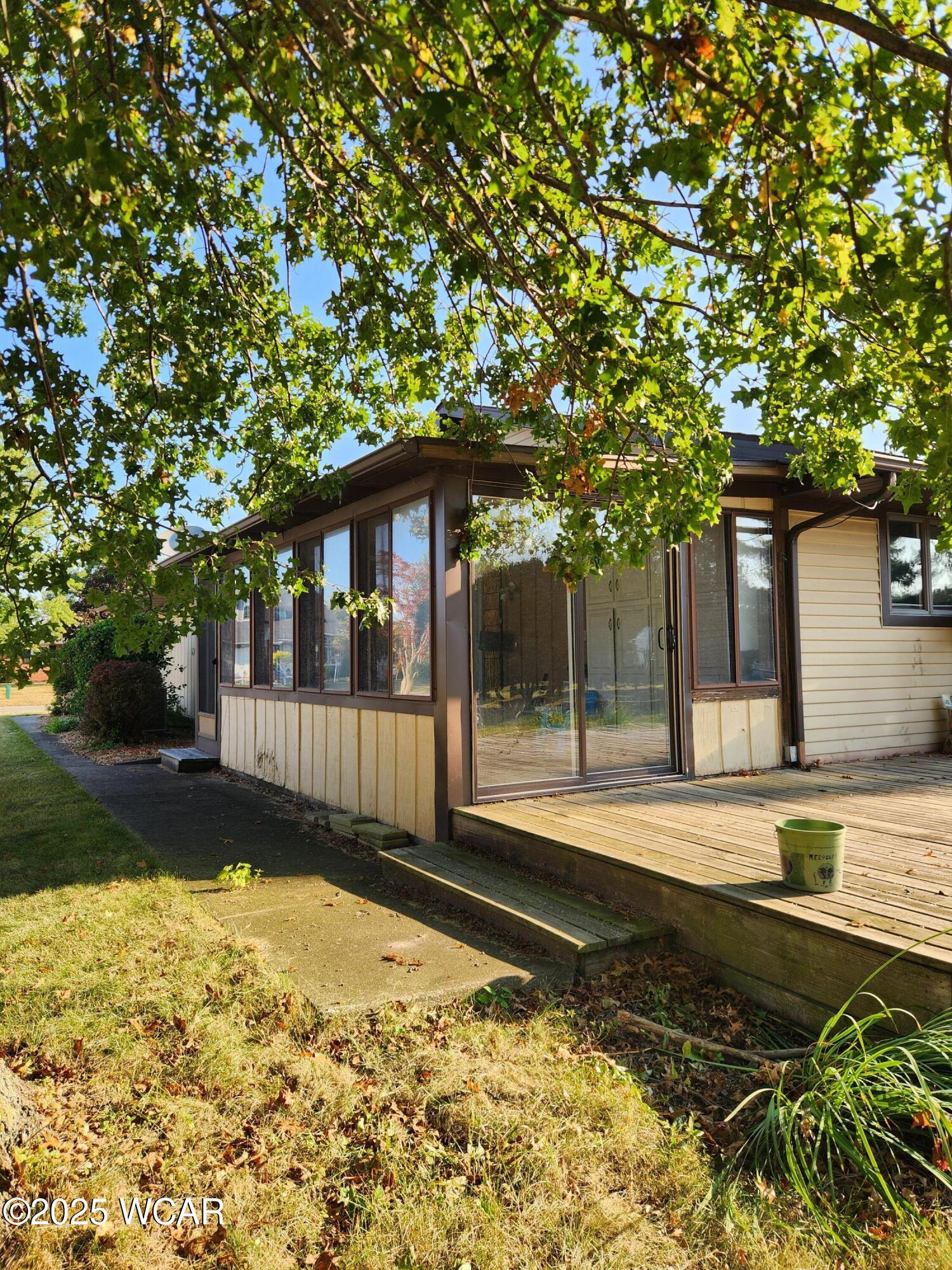 1275 Pinehurst Drive, Defiance, Ohio