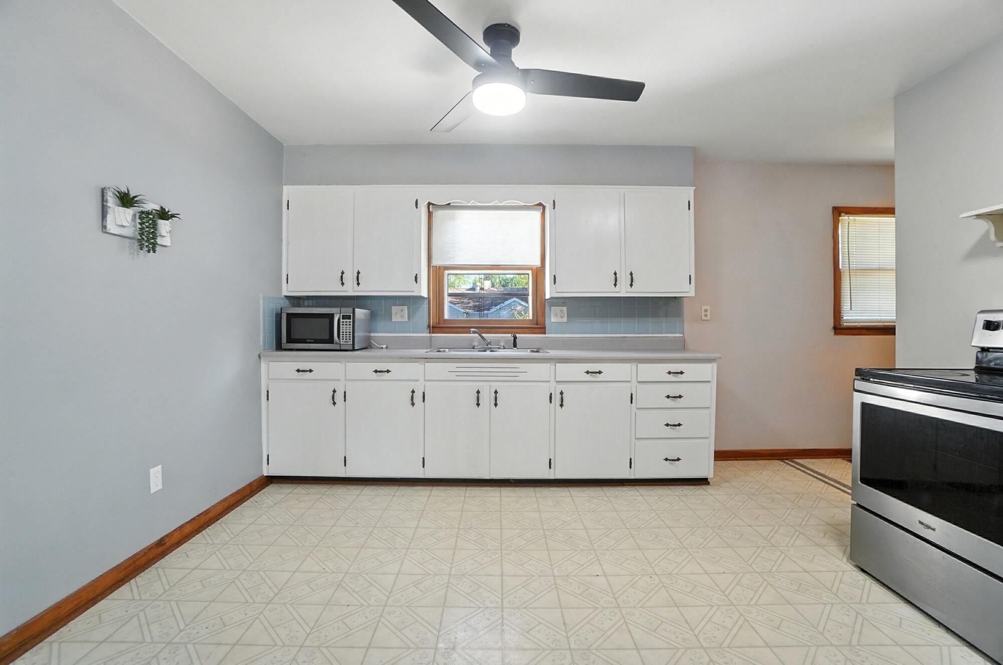 346 Sweetman Avenue, Urbana, Ohio 43078