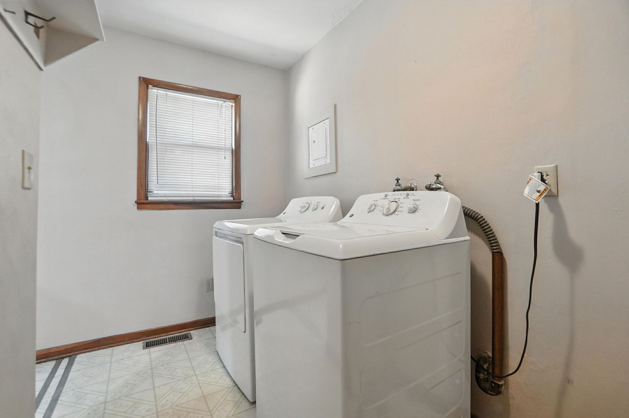 346 Sweetman Avenue, Urbana, Ohio 43078