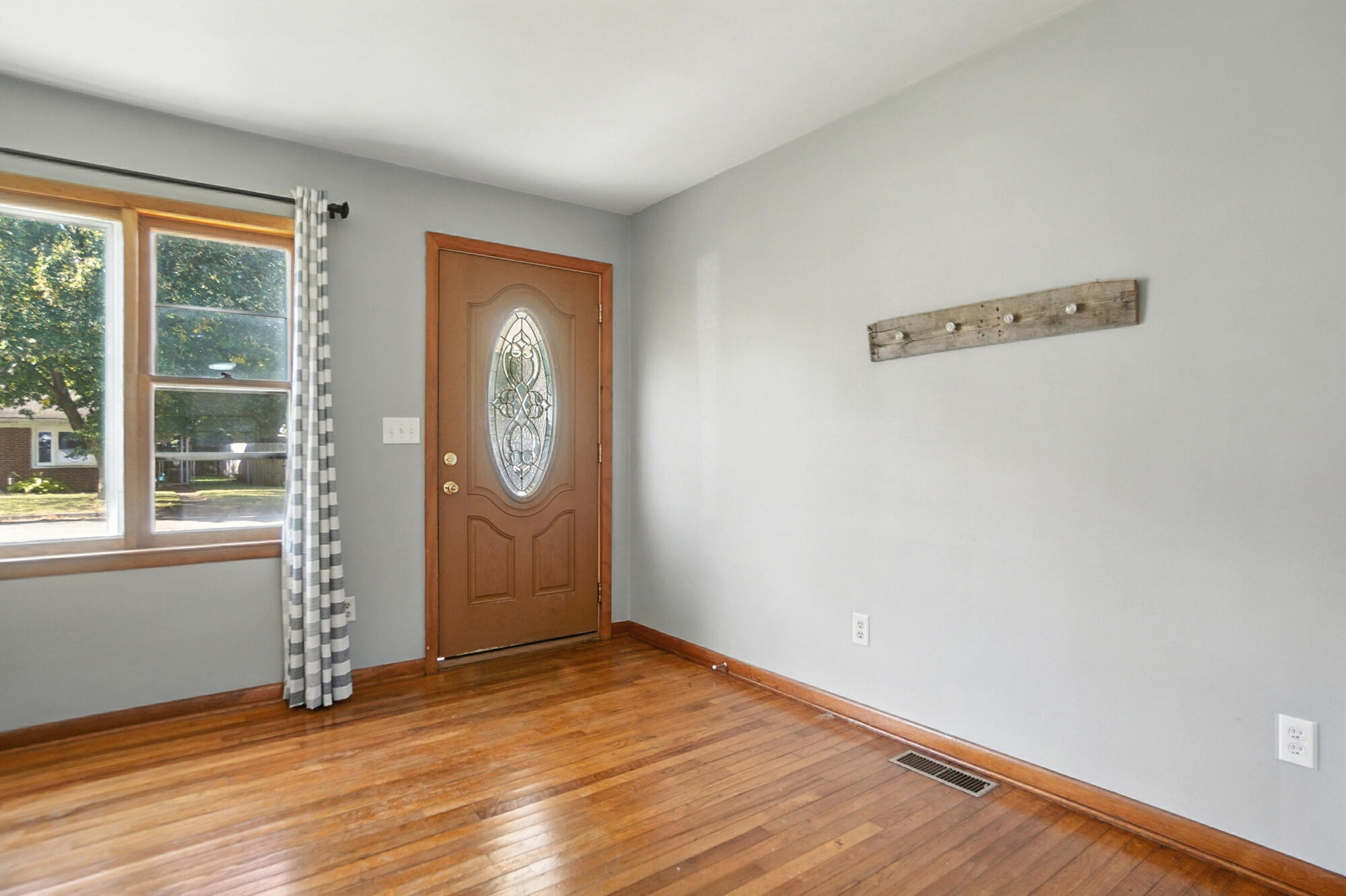 346 Sweetman Avenue, Urbana, Ohio 43078