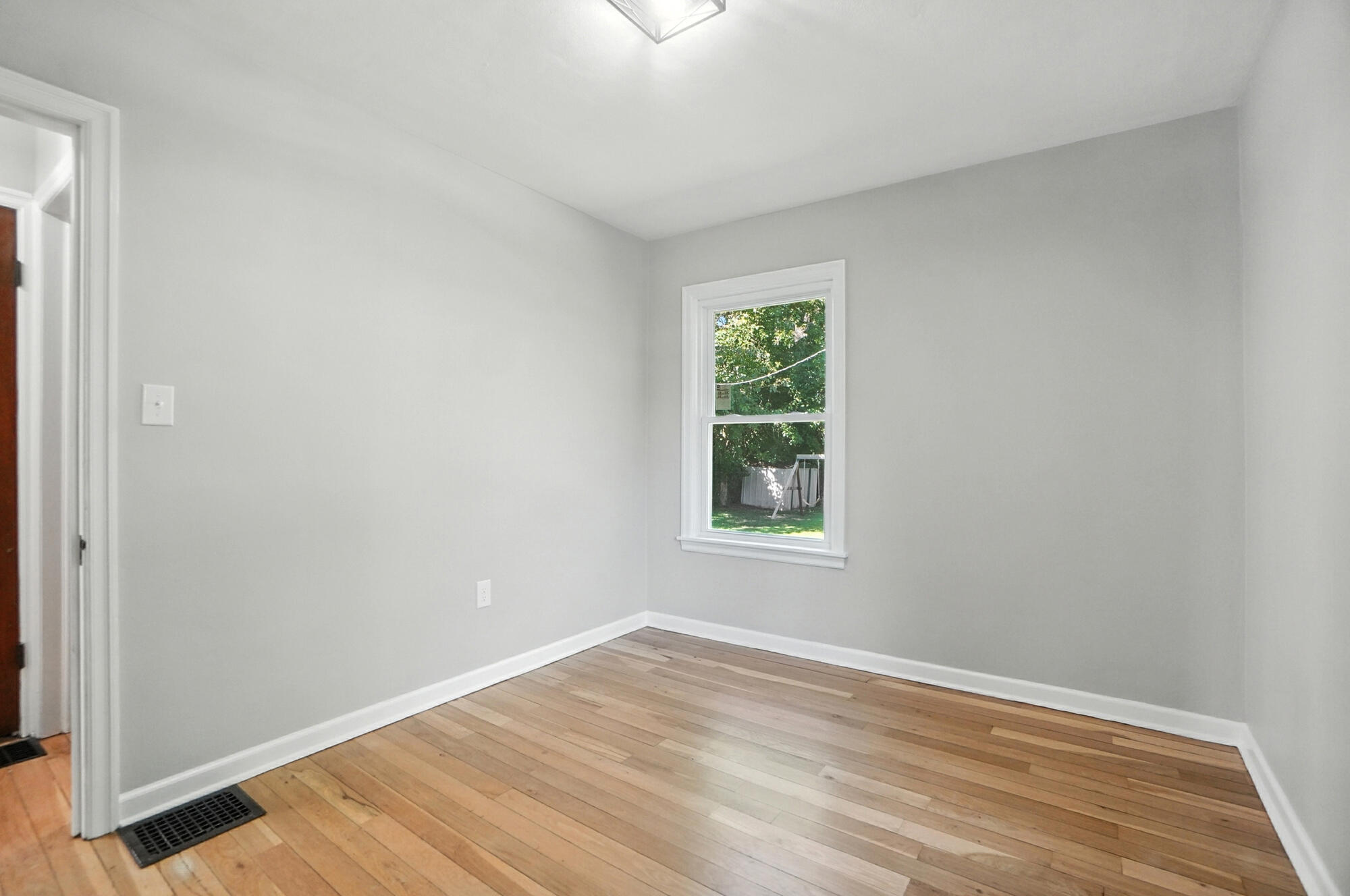 327 Buxton Avenue, Springfield, Ohio 45505