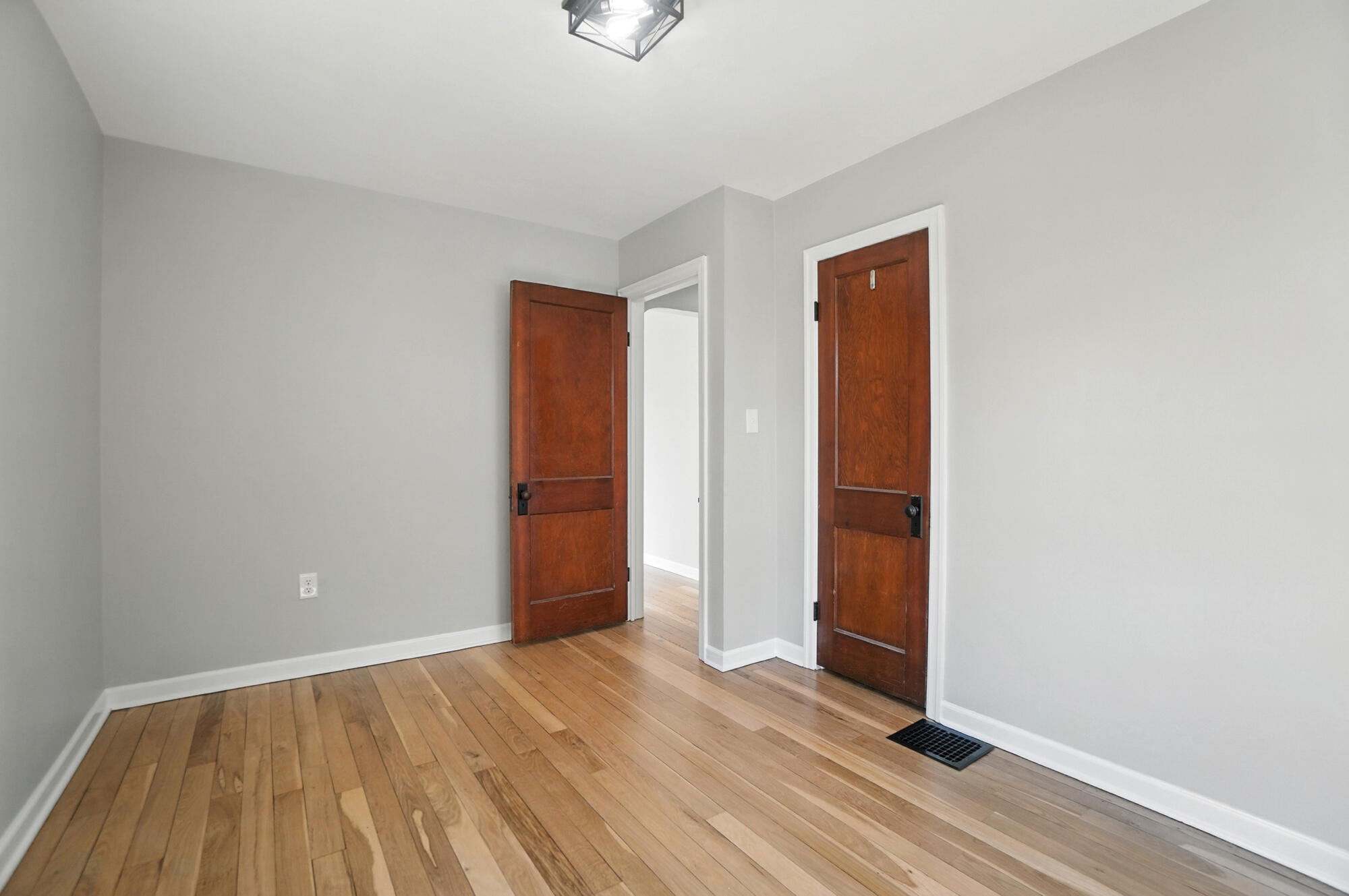 327 Buxton Avenue, Springfield, Ohio 45505