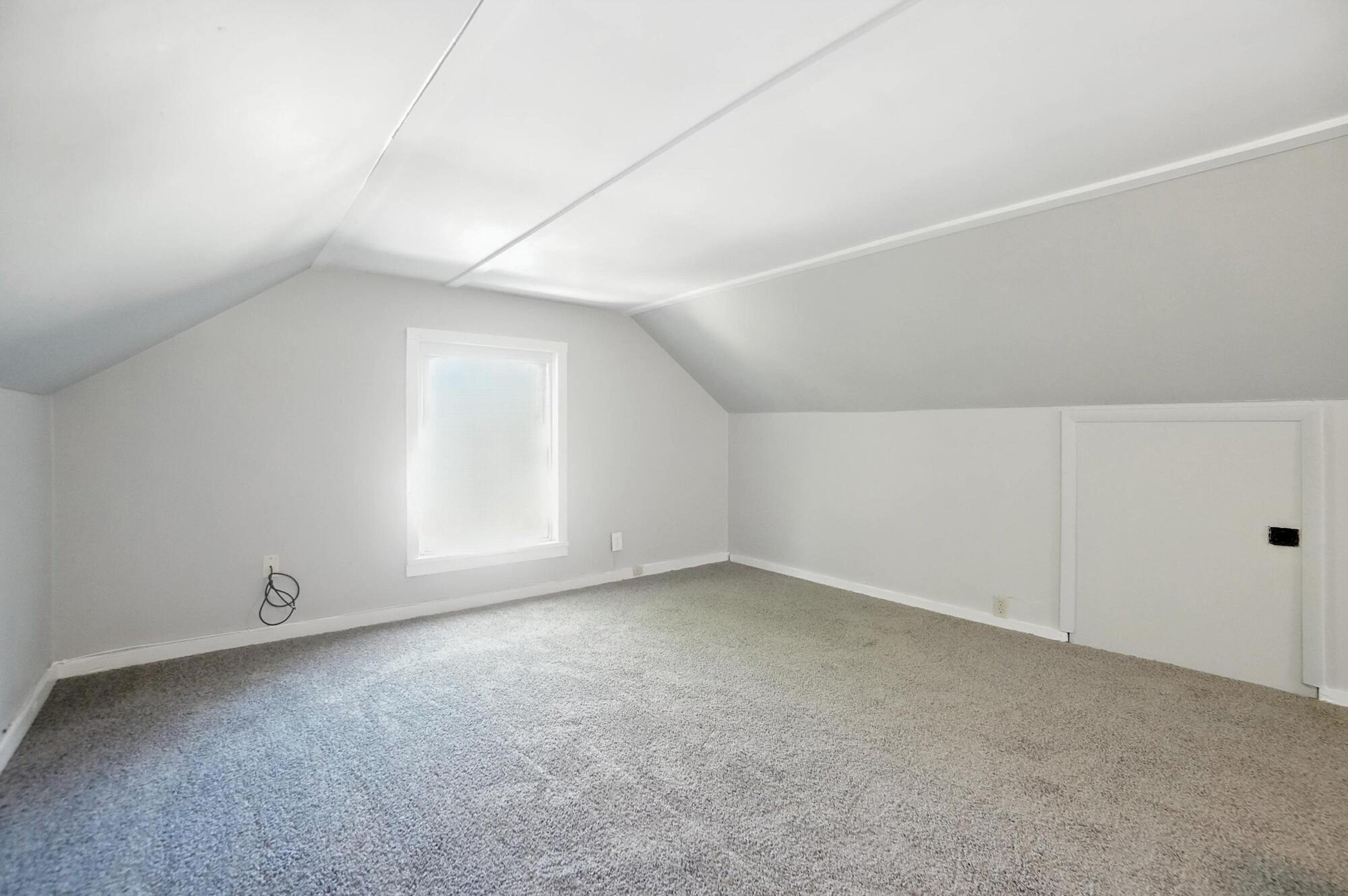 327 Buxton Avenue, Springfield, Ohio 45505