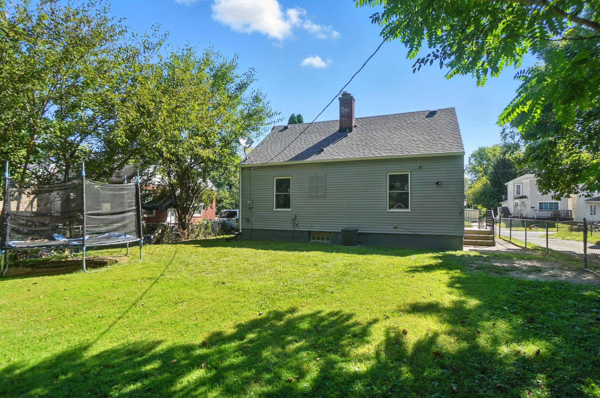 327 Buxton Avenue, Springfield, Ohio 45505