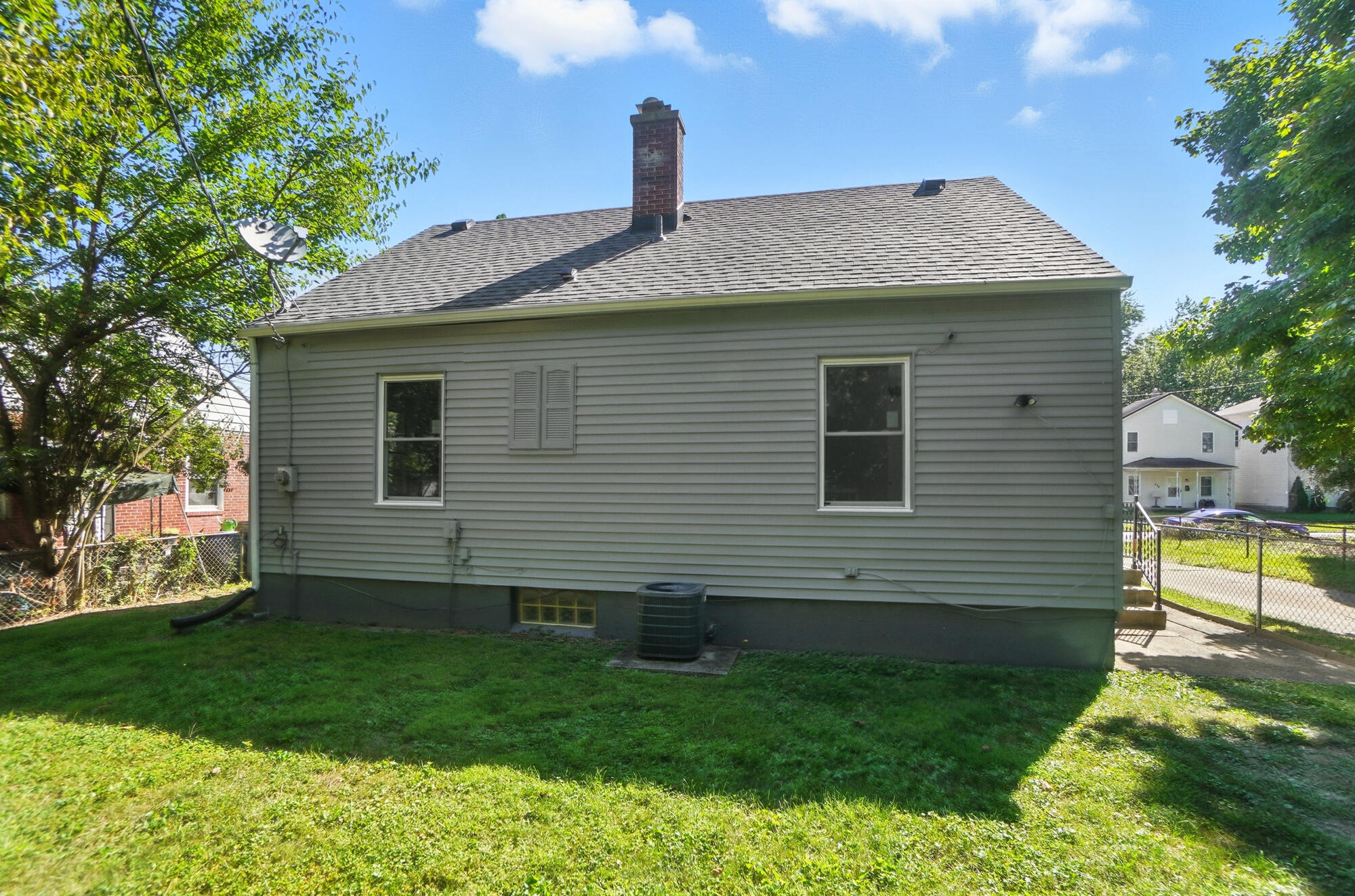 327 Buxton Avenue, Springfield, Ohio 45505