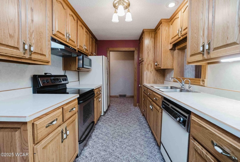 430 Jackson Street, Bluffton, Ohio, 4 Bedrooms Bedrooms, ,2 BathroomsBathrooms,Residential,For Sale,Jackson,308147