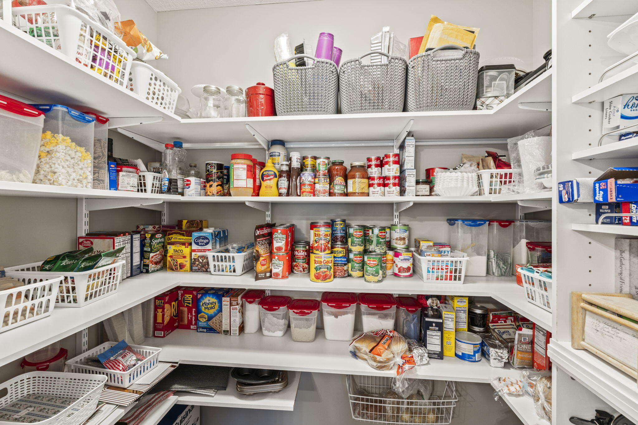 813 Bentley Circle, Troy, Ohio 45373