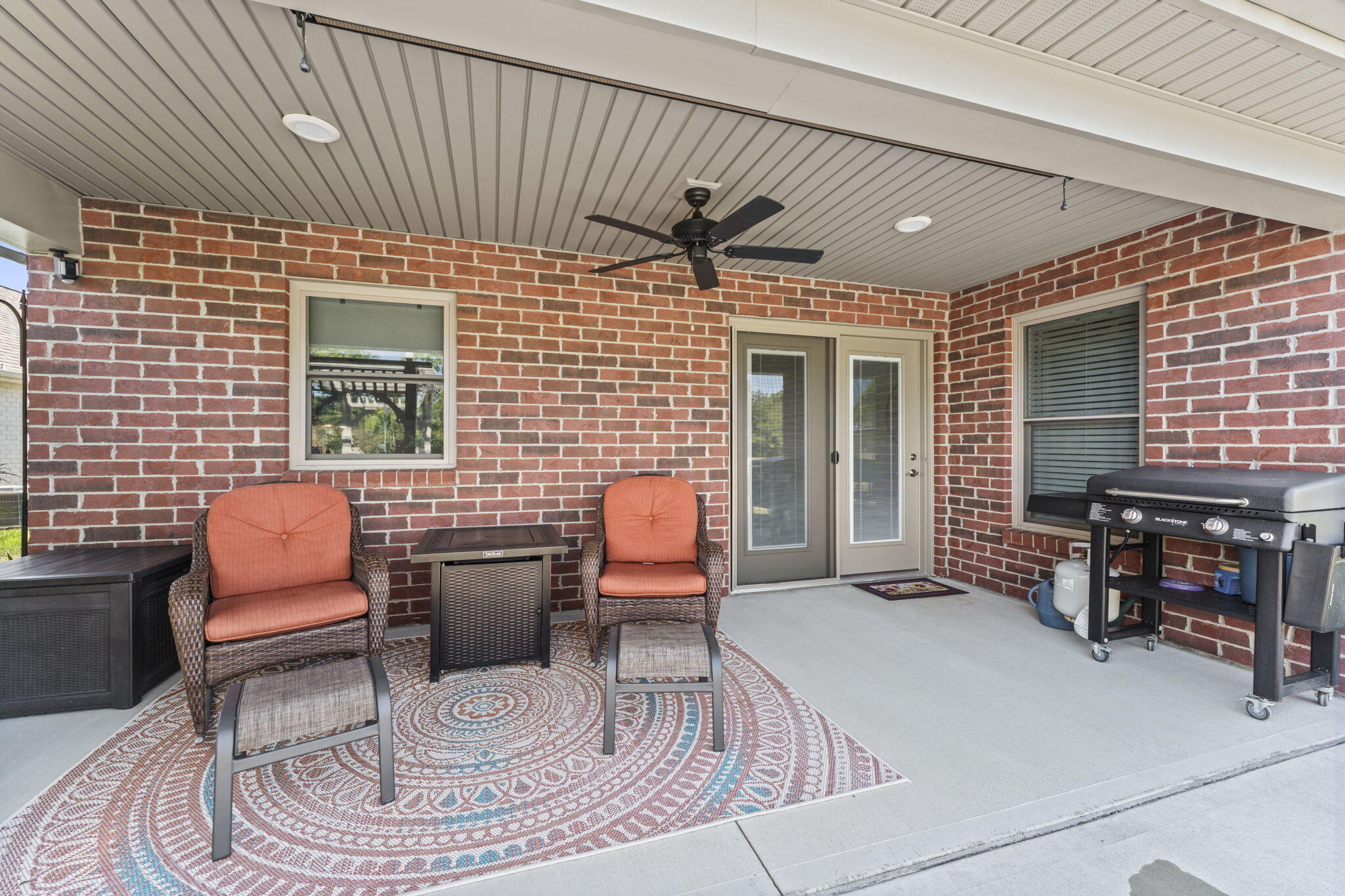 813 Bentley Circle, Troy, Ohio 45373