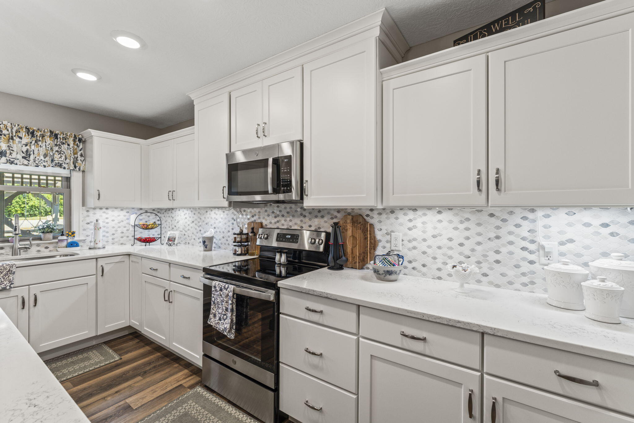 813 Bentley Circle, Troy, Ohio 45373