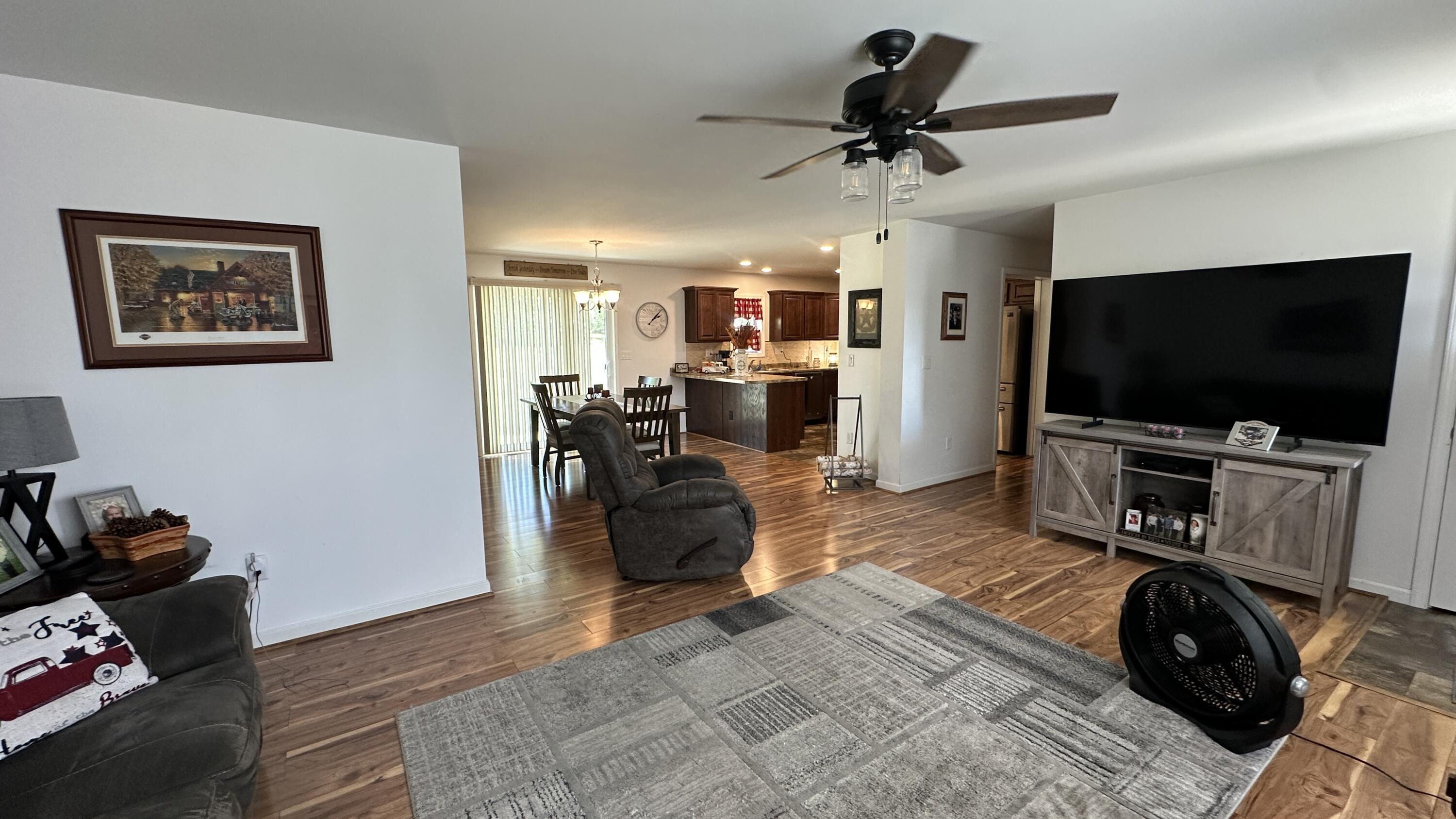 1413 Pinewood Court, Bellefontaine, Ohio 43311