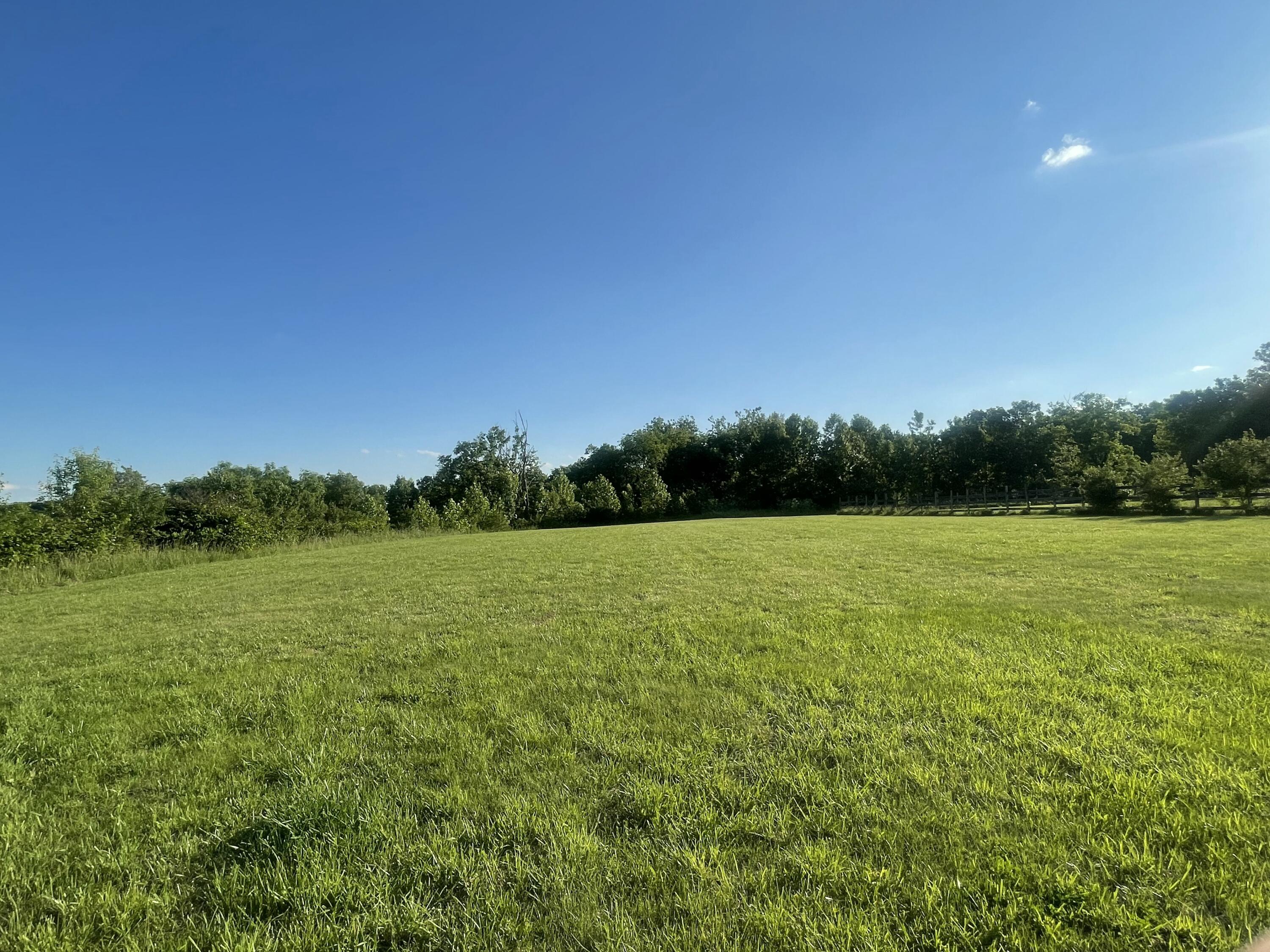 124 Old Mill Road, Springfield, Ohio 45506