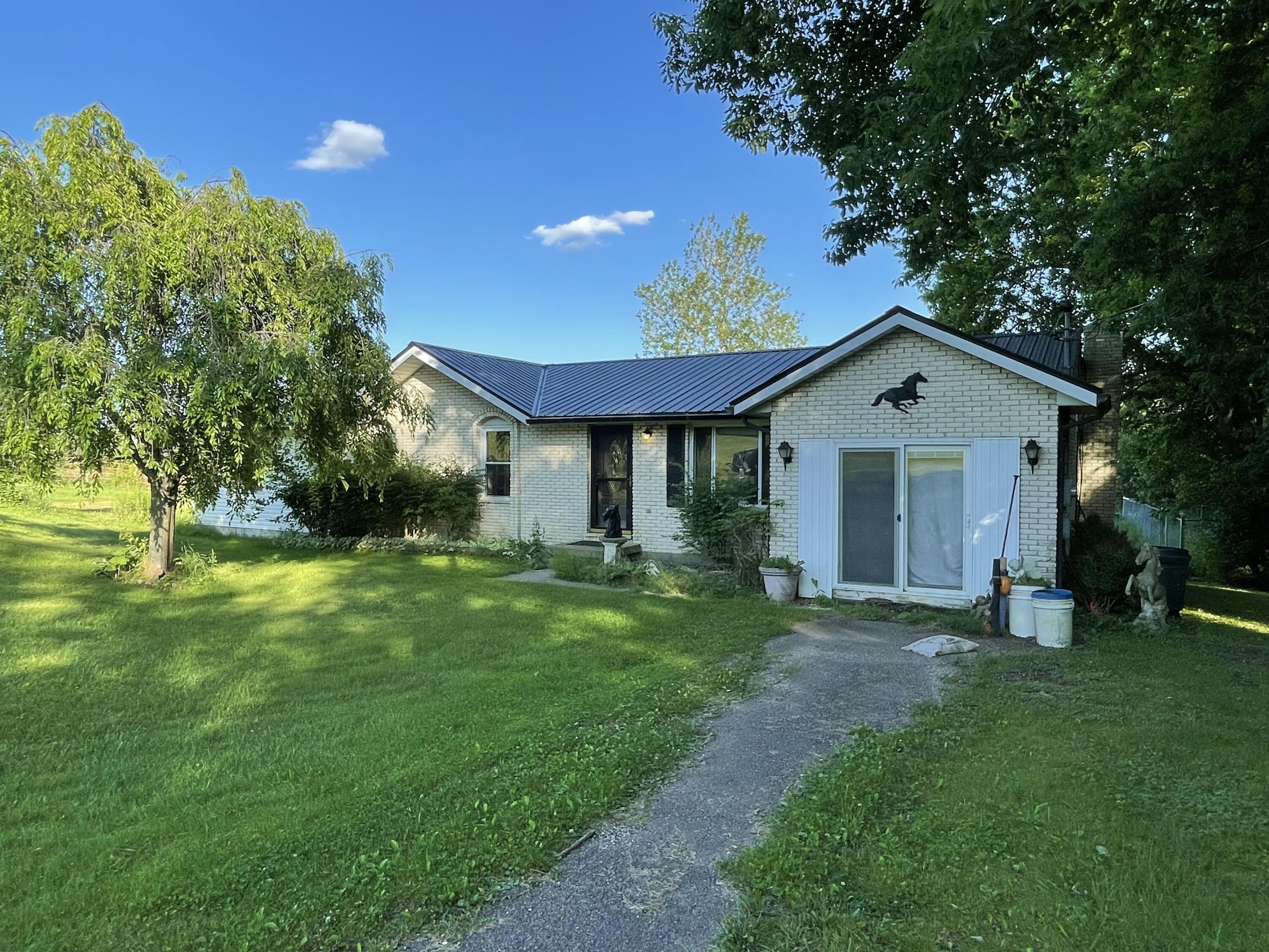 124 Old Mill Road, Springfield, Ohio 45506