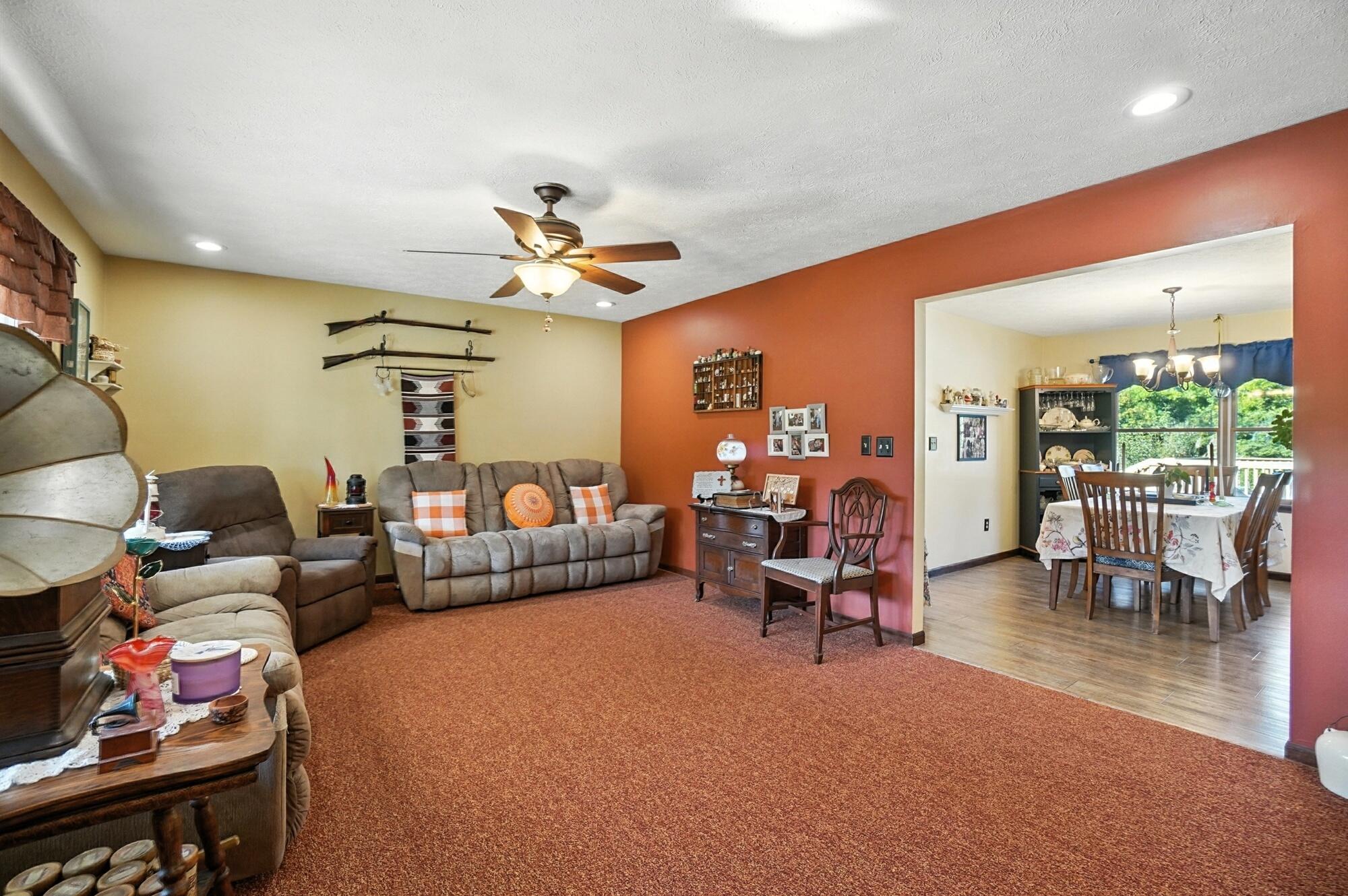 1616 Echo Lake Drive, Piqua, Ohio 45356