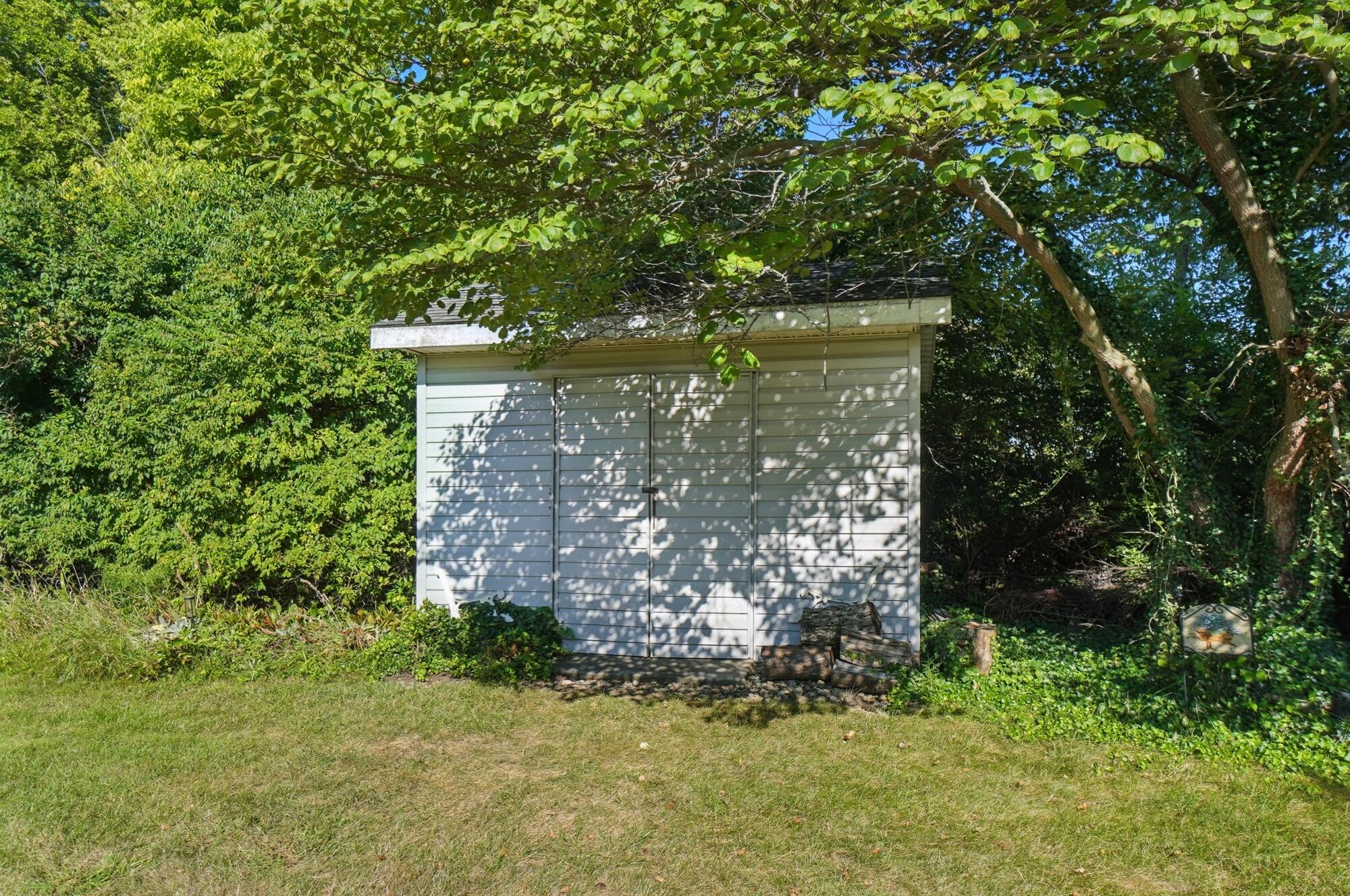 1616 Echo Lake Drive, Piqua, Ohio 45356