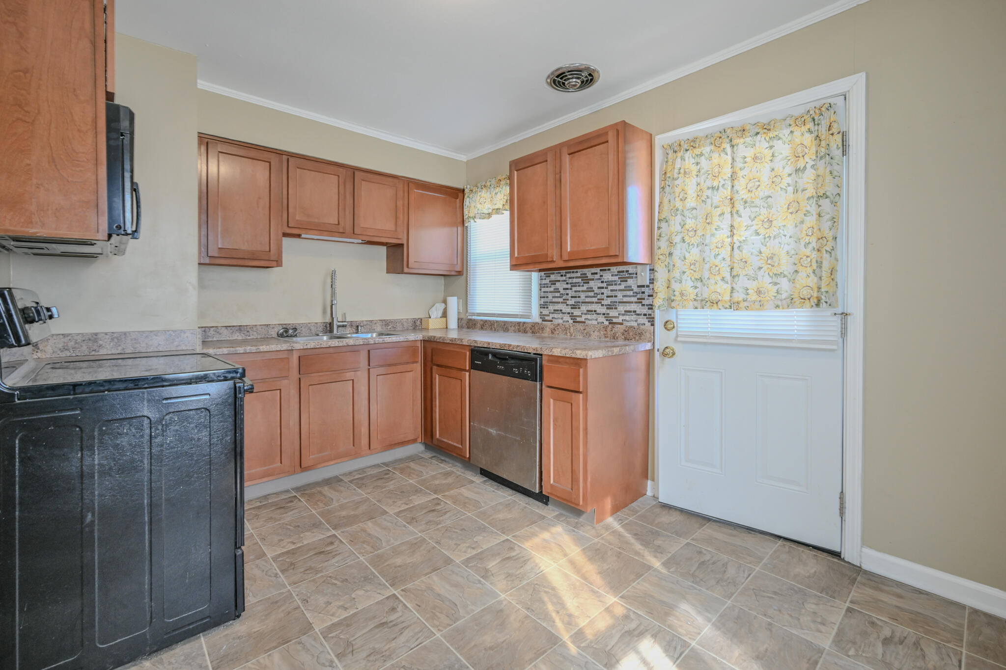 1815 Beacon Street, Springfield, Ohio 45505