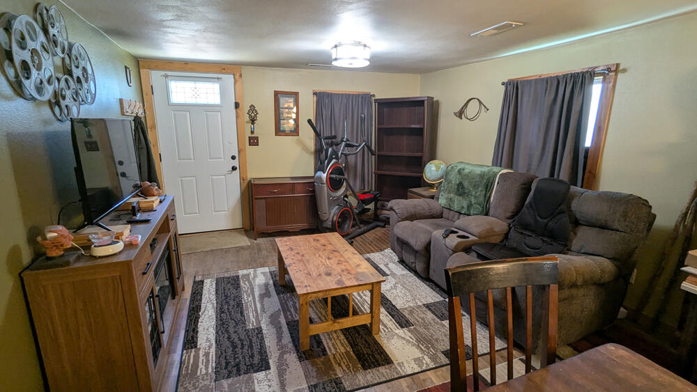 231 Vine Street, Bradford, Ohio 45308