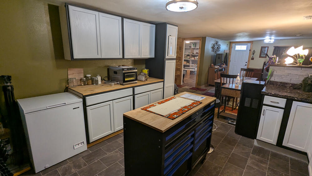 231 Vine Street, Bradford, Ohio 45308