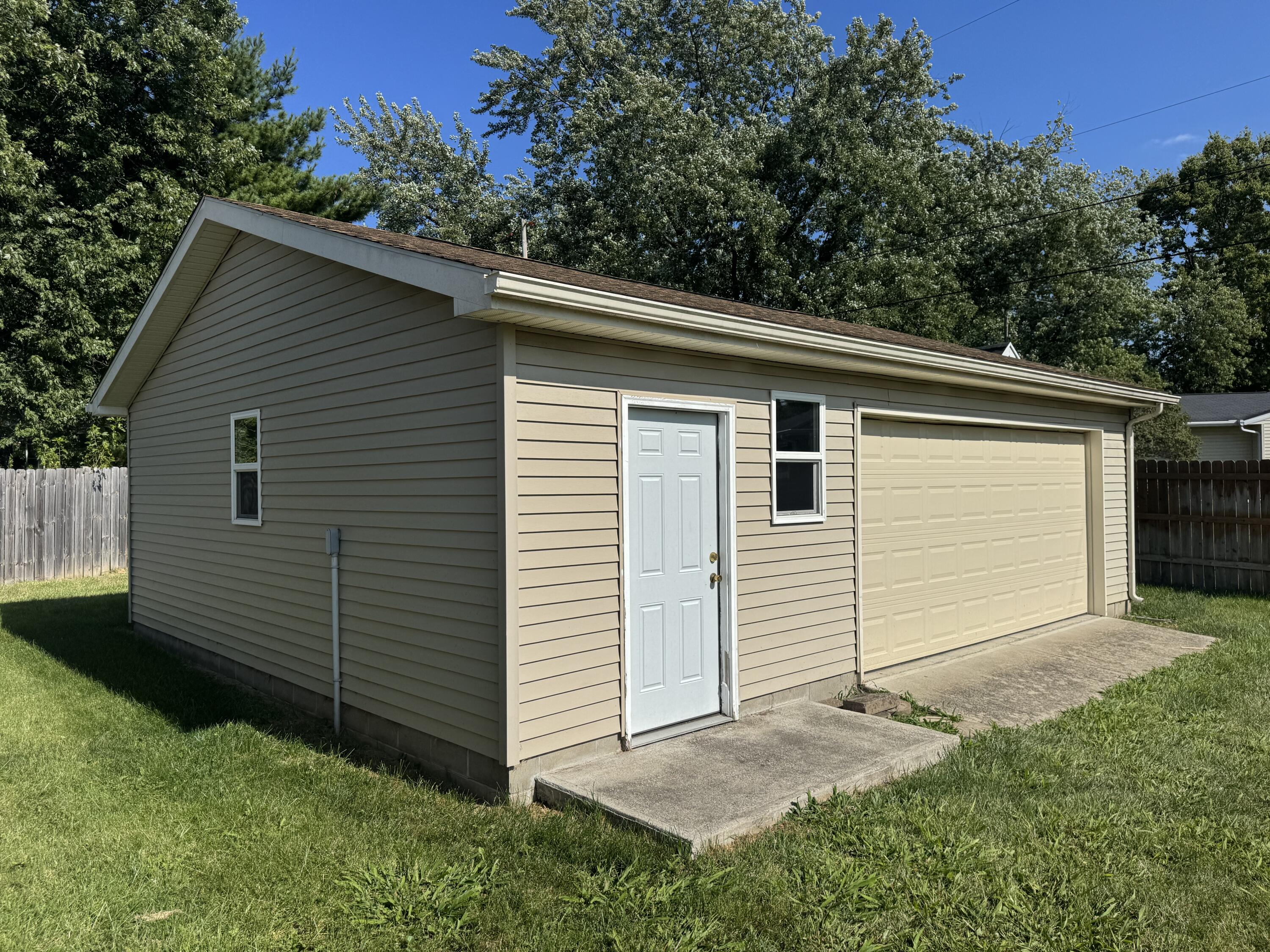 6835 Joseph Drive, Enon, Ohio 45323