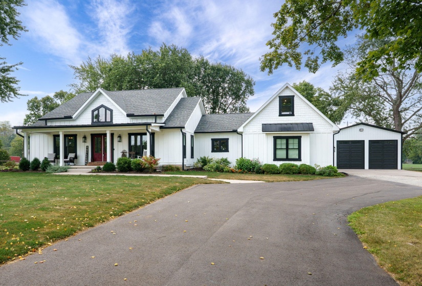 1-web-or-mls-2386-lefevre-rd