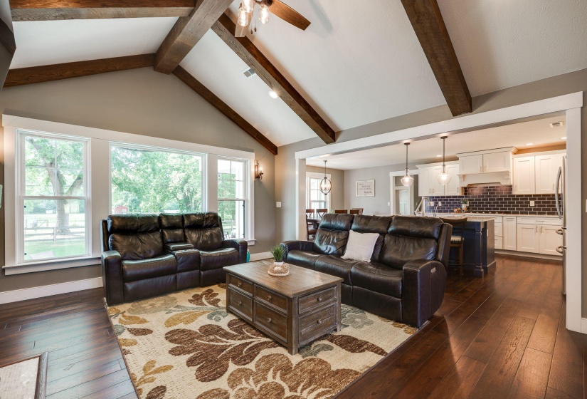 17-web-or-mls-2386-lefevre-rd