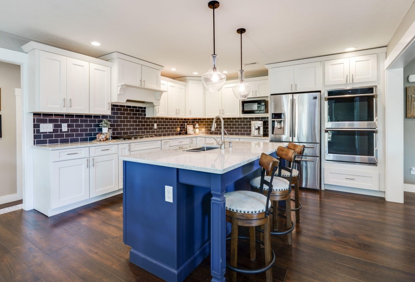 20-web-or-mls-2386-lefevre-rd