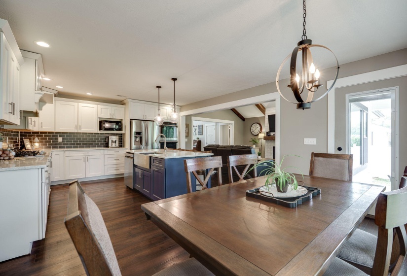28-web-or-mls-2386-lefevre-rd