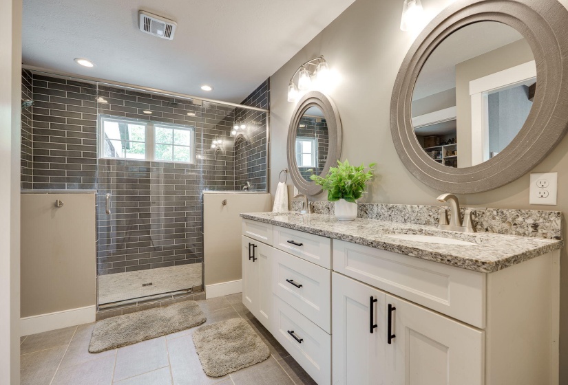 42-web-or-mls-2386-lefevre-rd