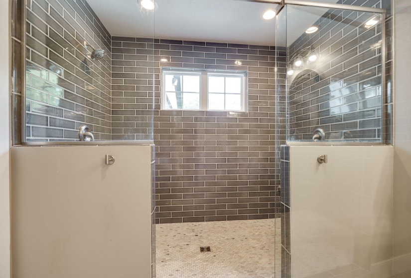 43-web-or-mls-2386-lefevre-rd
