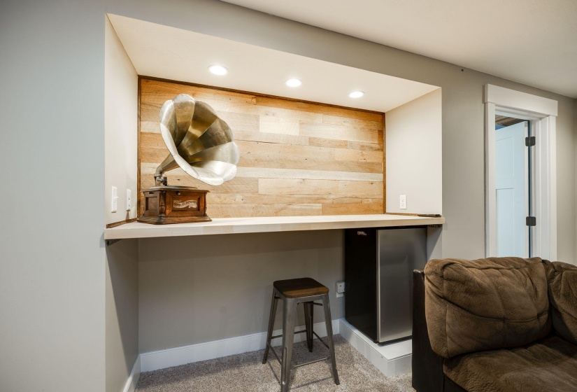 60-web-or-mls-2386-lefevre-rd