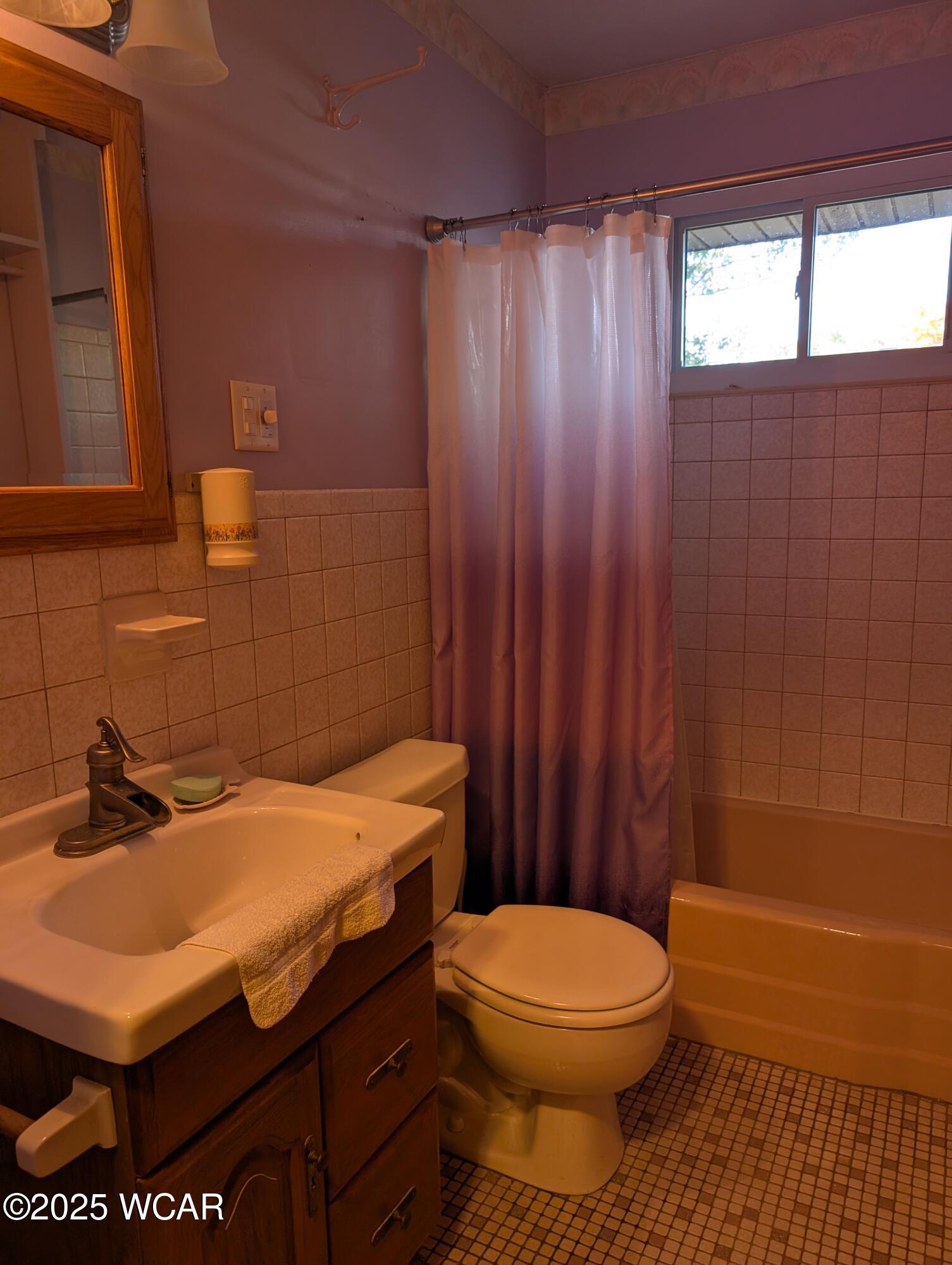 1753 Leland Avenue, Lima, Ohio